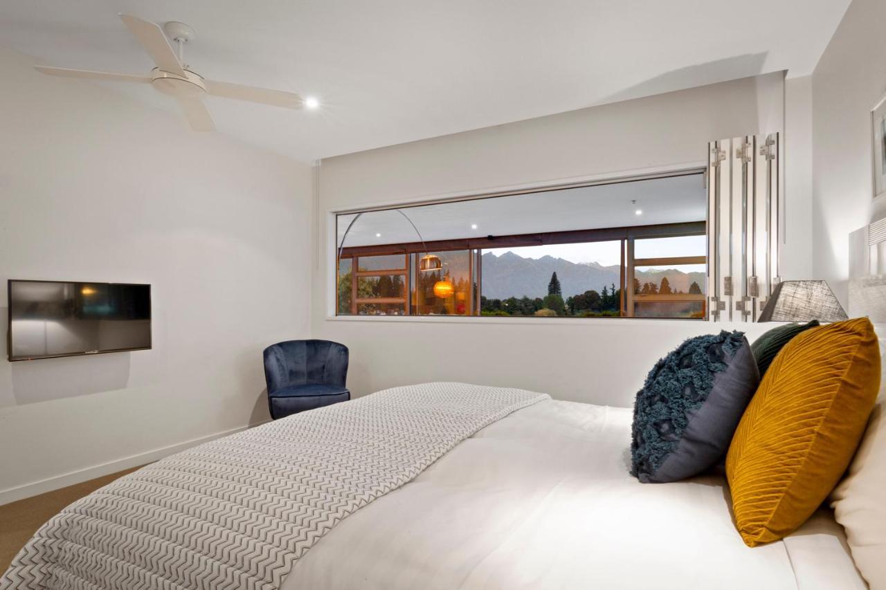 Taimana Queenstown Bagian luar foto